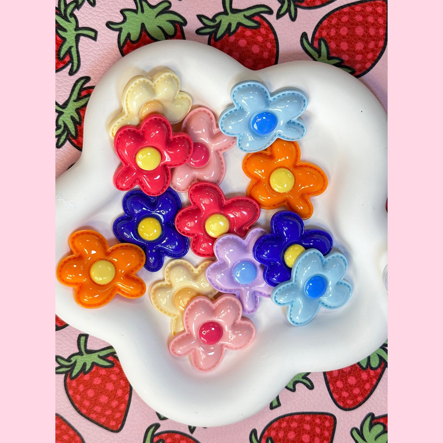 Splat Flower Flat Back Charms 5 Pcs